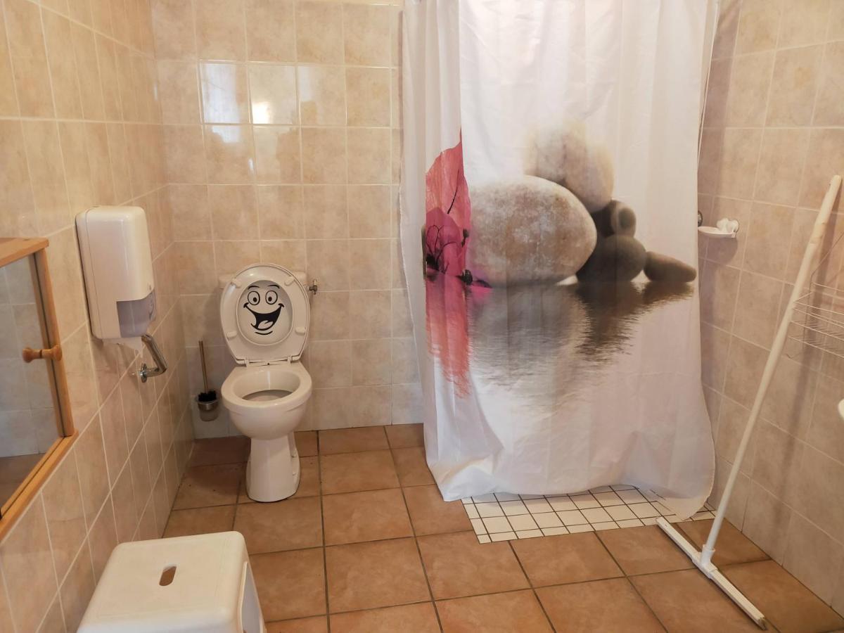 Chambres D'Hotes De L'Auberge L'Astrassadou Rézentières Kültér fotó