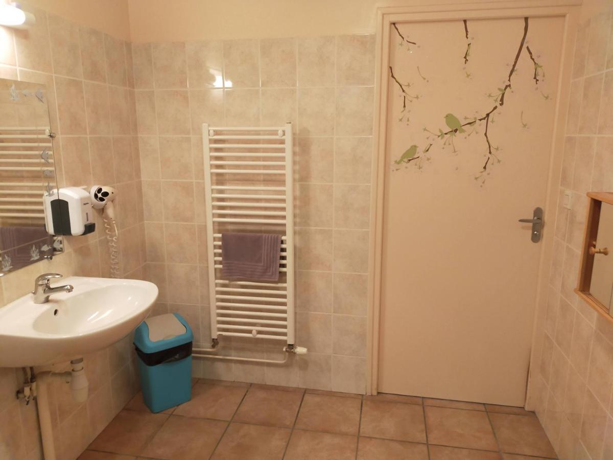 Chambres D'Hotes De L'Auberge L'Astrassadou Rézentières Kültér fotó